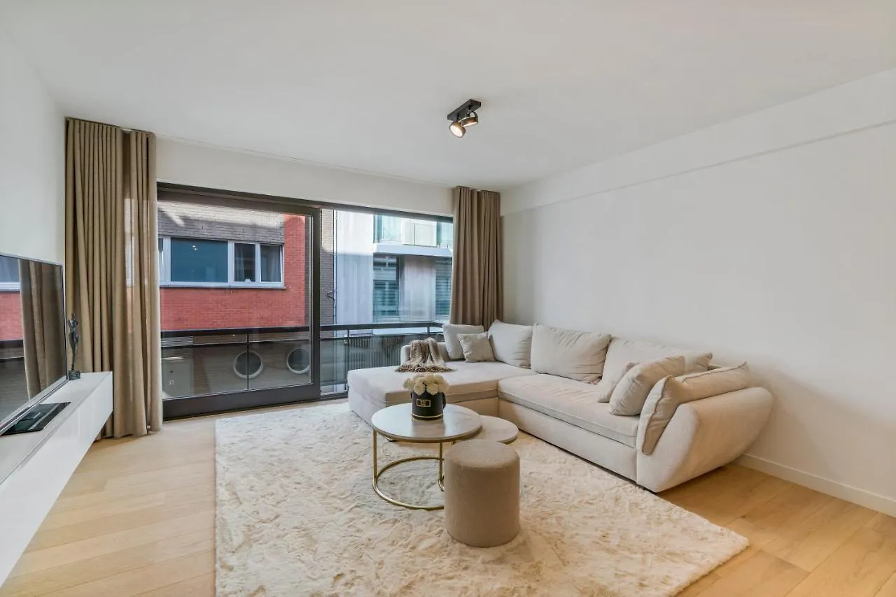 Modern Appartement In Hartje Oostende アパート オステンド