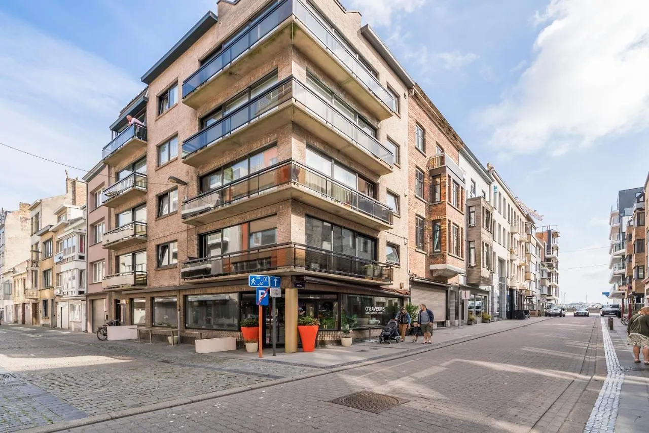 Modern Appartement In Hartje Oostende ベルギー